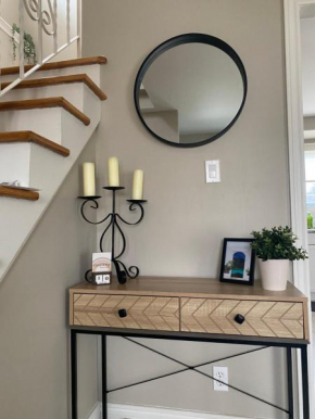 Cheerful 4 bedroom with sunroom